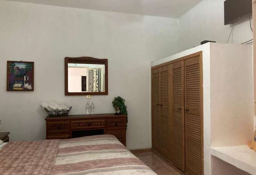 スタンダードルーム, Hostal Casa Blanca