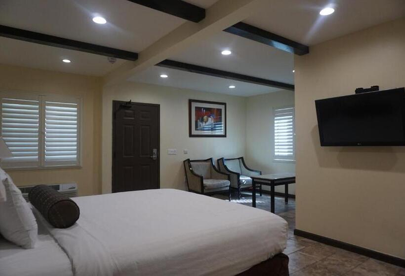 스탠다드 룸 킹사이즈 침대, Tuscan Garden Inn