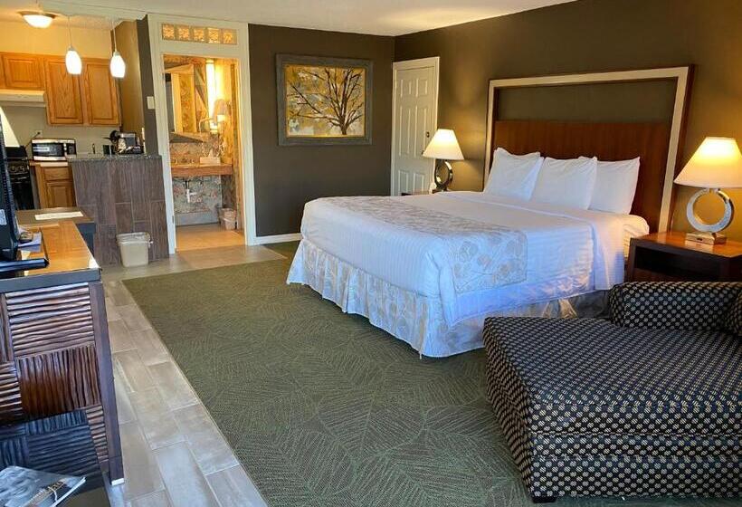Standard Studio Kingsäng, Cascades Inn