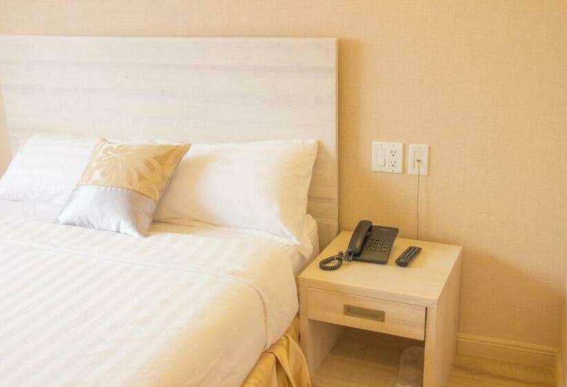 Номер Стандарт, Phoenix Hotel Brooklyn Sunset Park