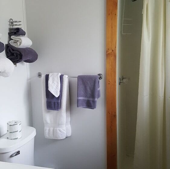 스탠다드 룸 더블 침대 2개, Trail S End Motel Downtown Lewistown
