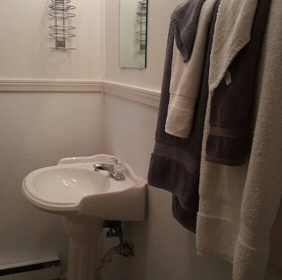 ２ダブルベッドのスタンダードルーム, Trail S End Motel Downtown Lewistown