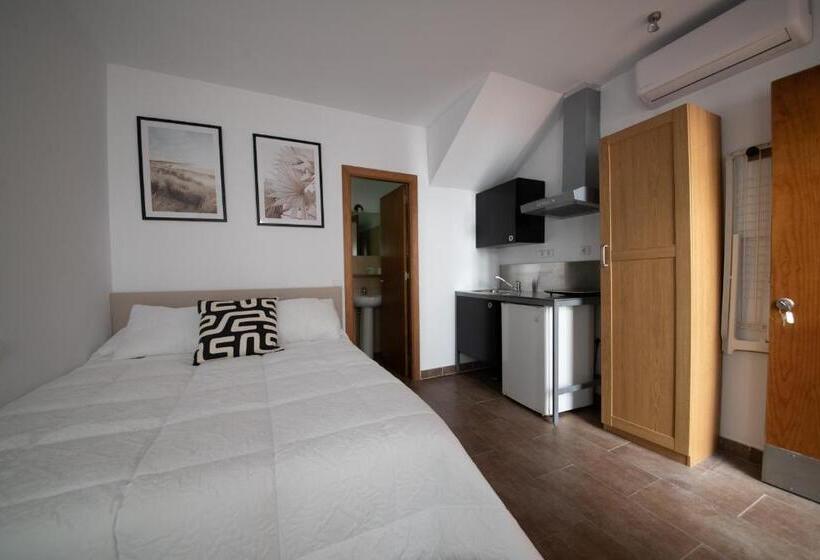 スタンダードスタジオ, Apartamentos La Vista