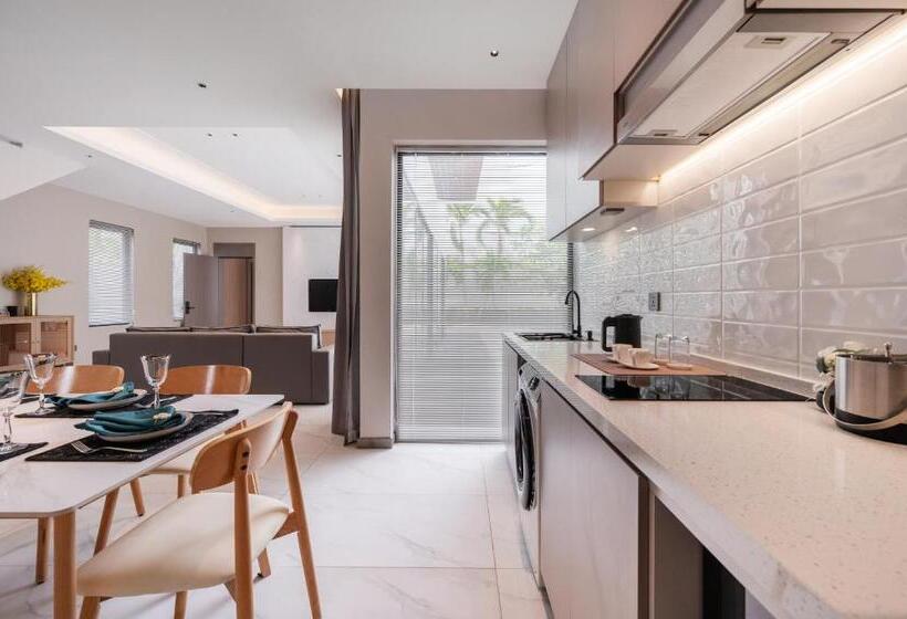 Четырехместный Номер Deluxe, Argo Pattaya Resort And Villas