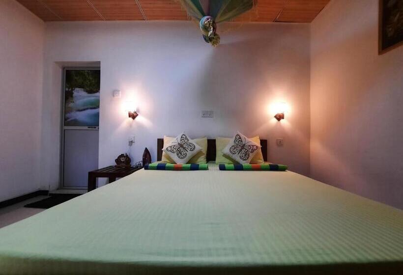 חדר סטנדרט, Batu S Safari Lodge Udawalawe