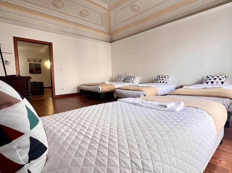 تختخواب در اتاق مشترک, Casa Giraldo Boutique
