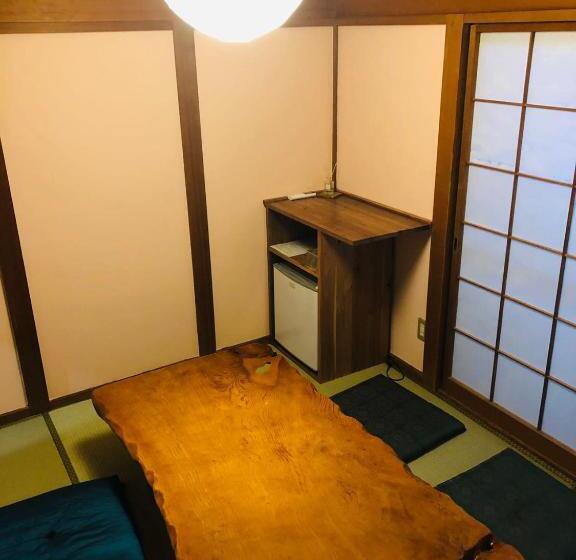 اتاق استاندارد چهار تخته, Guest House Mitaki