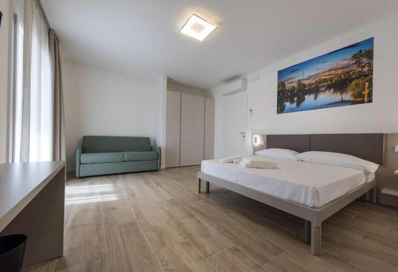 Четырехместный Номер Deluxe, Stadio Luxury Guesthouse