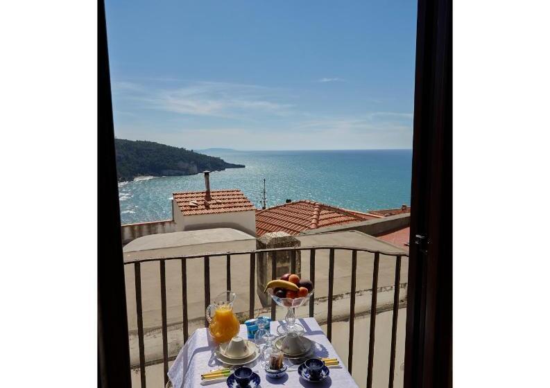 Номер Deluxe Вид на Море, B&b Palazzo Della Torre