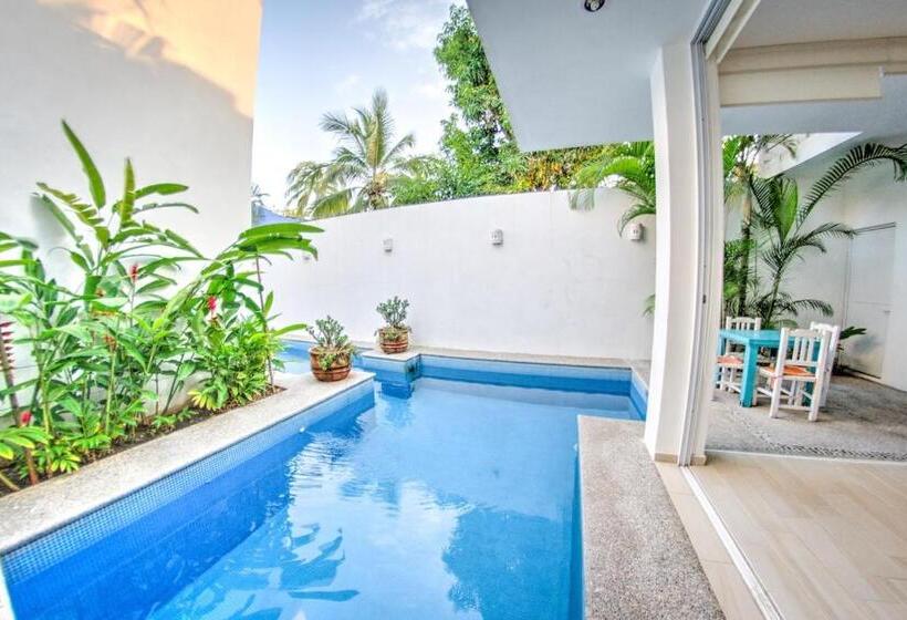 سوییت با استخر, Maravilla Suites   Bucerias Golden Zone