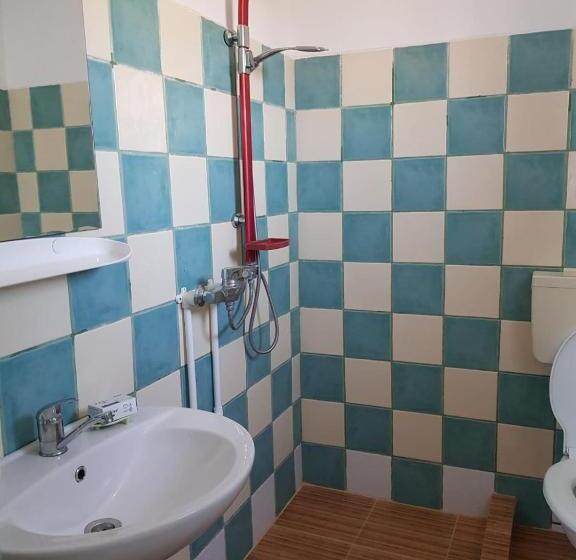 اتاق استاندارد سه نفره, Casa Adina