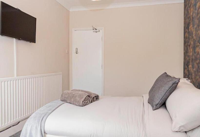 스탠다드 룸, Shirley House 5, Guest House, Self Catering, Self Check In With Smart Locks, Use Of Fully Equipped K