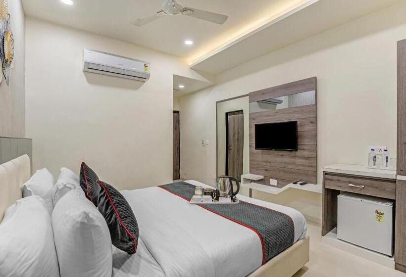 Номер Deluxe, Townhouse 812 Hotel The Grand White