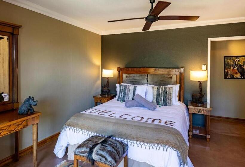Номер Стандарт с Террасой, Sable Ranch Thaba Khaya Lodge