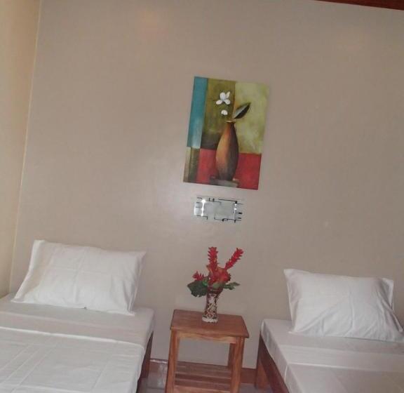 Номер Стандарт с Террасой, Malapascua Starlight Resort