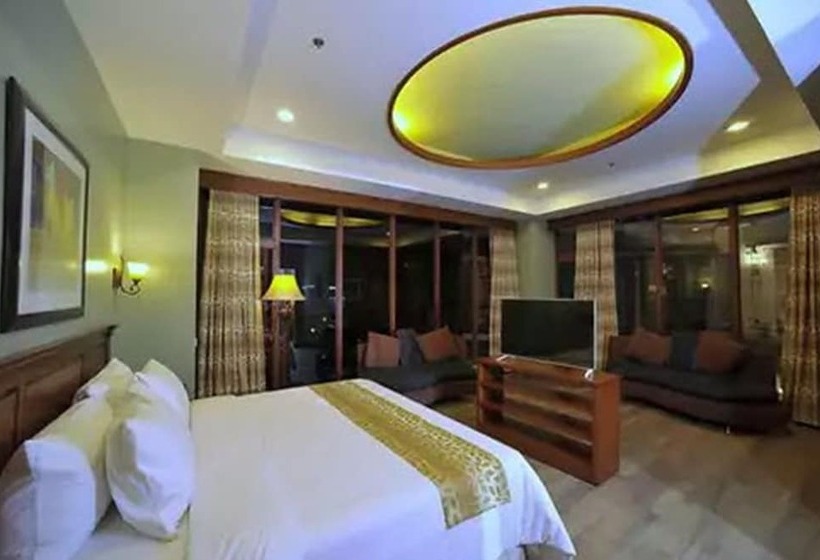套房, Paragon Hotel And Suites