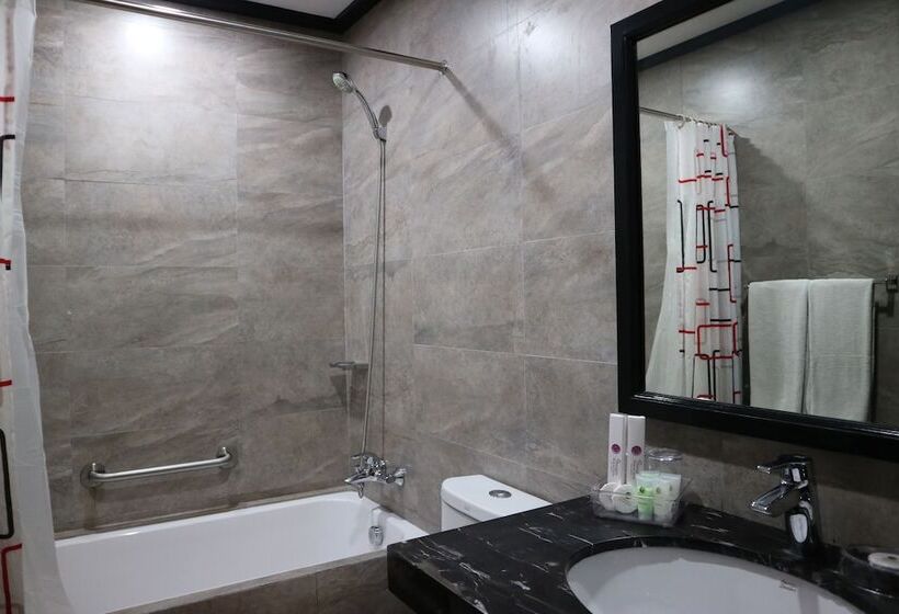 套房, Paragon Hotel And Suites