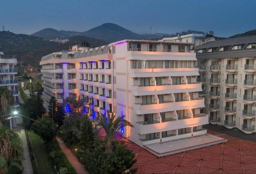 Quarto Estandar com Sacada, Club Mirabell