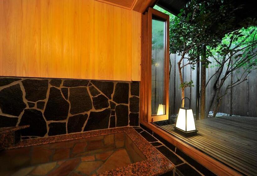 Четырехместный Номер Стандарт, Yufuin Onsen Ryokan Hananomai