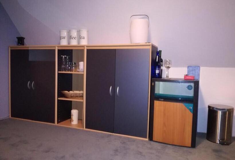 Номер Стандарт, Short Stay Emmen