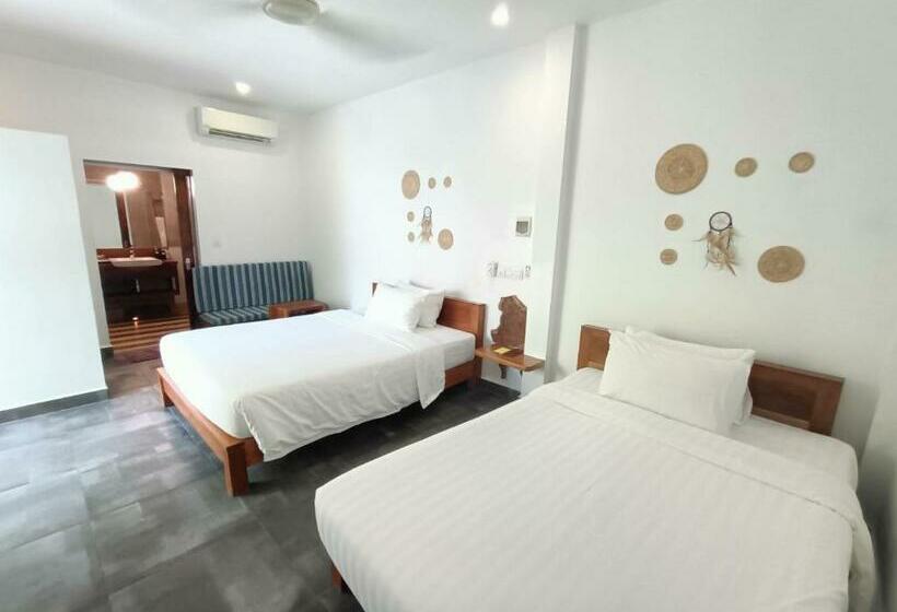 豪华园景房, Long Set Resort