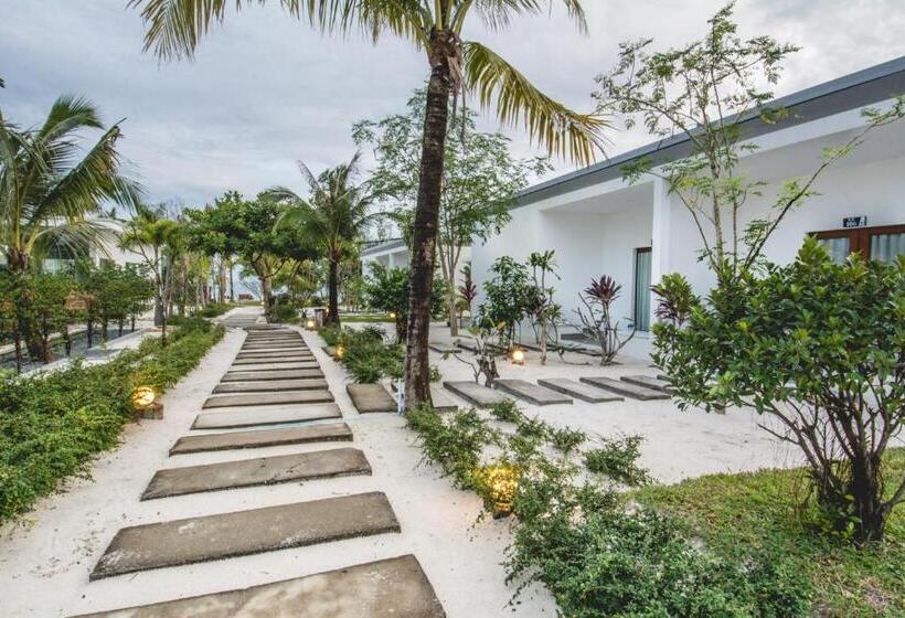 豪华园景房, Long Set Resort