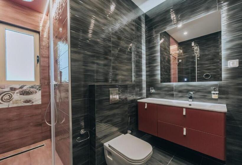 اتاق لوکس با چشم‌انداز دریا, Villa Principium With Infinity Edge Pool&hot Tub