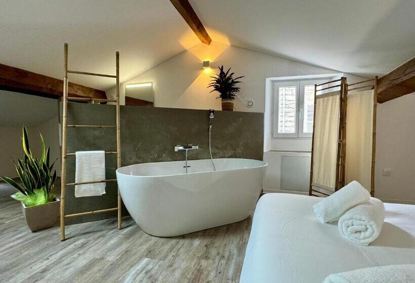 Номер Deluxe, Chambre De Charme à Evisa