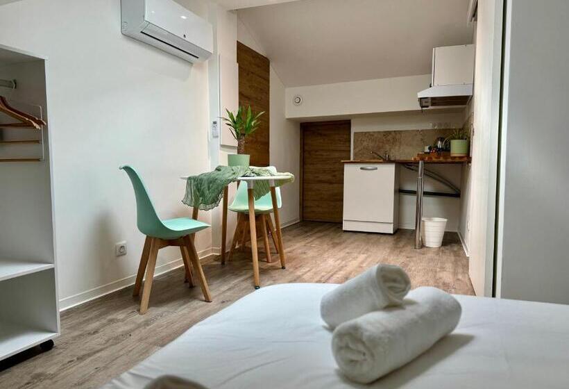Номер Стандарт, Chambre De Charme à Evisa