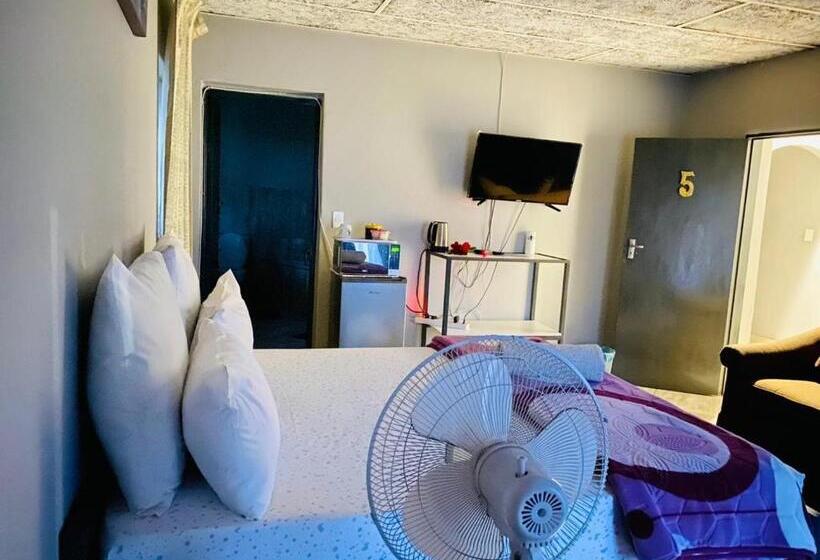 Номер Deluxe, Olikaya Guest House Groblersdal