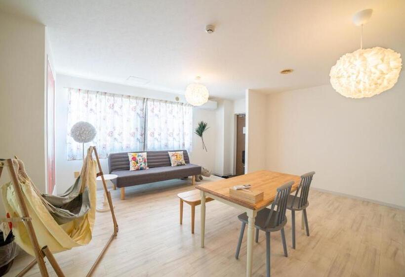 Quarto Familiar, Sunny Town サニータウン