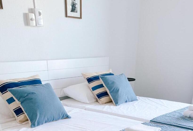 Номер Стандарт, Hostal Sa Roqueta Mahon