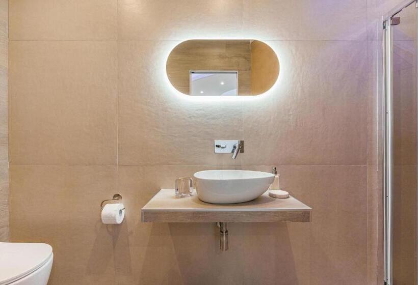 Standard Szoba King Size Bed, Il Poeta Nella Vigna