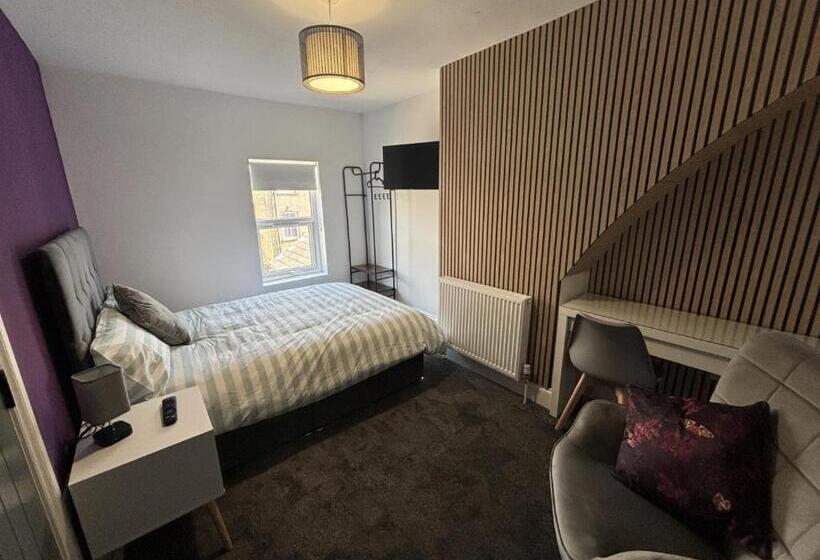 Quarto Estandar, Ensuite Rooms Serviced Accommodation Close To Bae