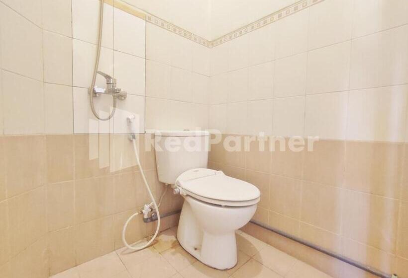 패밀리 룸, Mutiara Residence Near Simpang Lima Mitra Reddoorz
