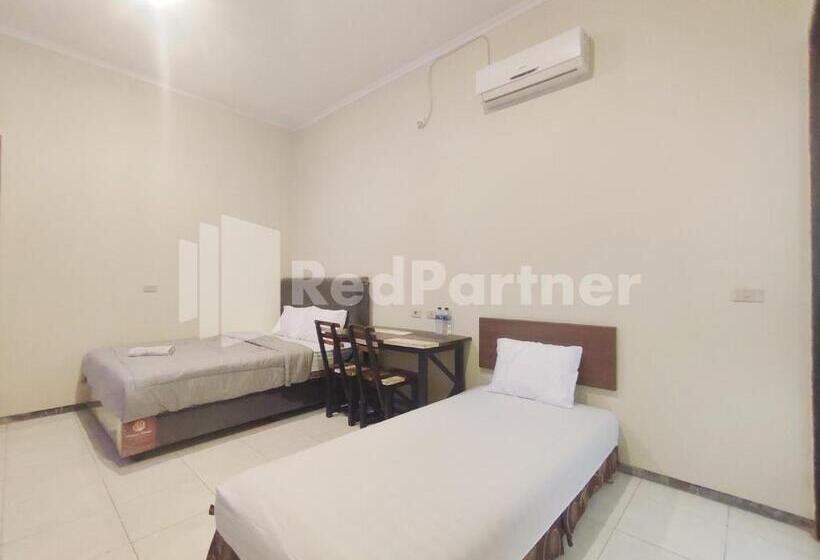 패밀리 룸, Mutiara Residence Near Simpang Lima Mitra Reddoorz