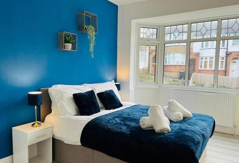 חדר אקונומי, Sariyu Space Luton