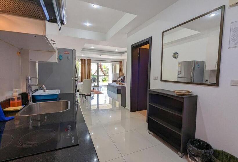 Студия Стандарт Вид на Море, Blue Haven Bay Villa And Resort Apartments