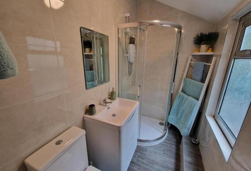 Люкс с Балконом, The Nu Place Suite