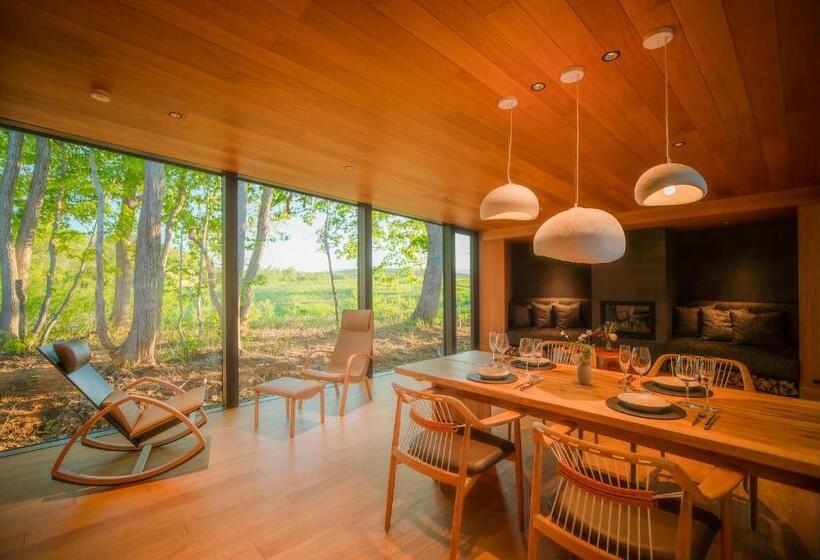 Family Suite, Soneka