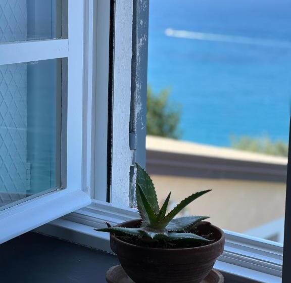 Люкс Вид на Море, Casa Pernice
