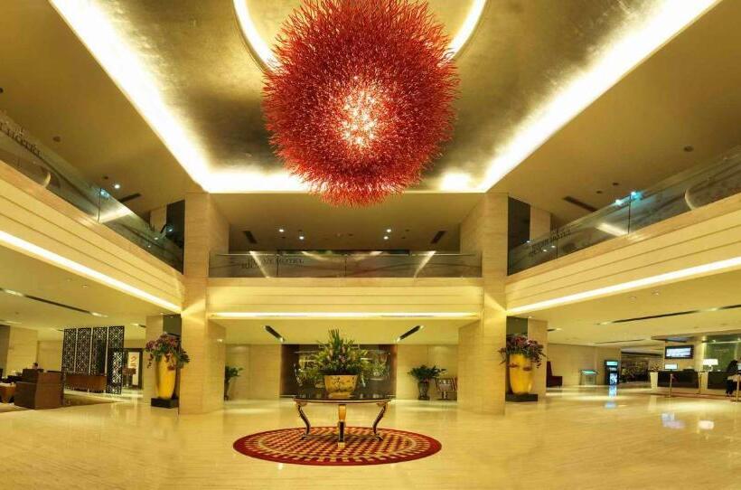 Номер Superior, Shenzhen Longgang Rivan