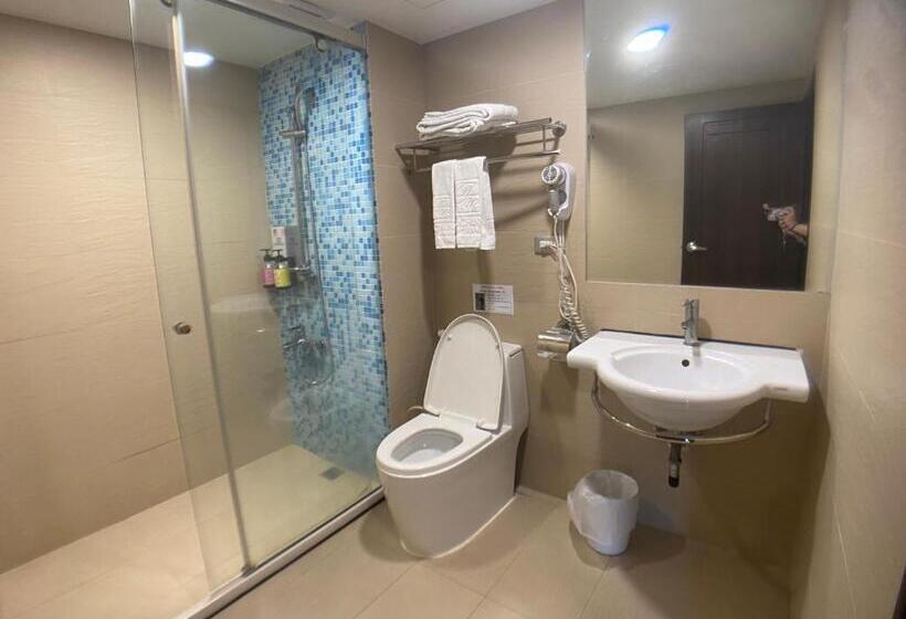 اتاق استاندارد چهار تخته, Bonjour