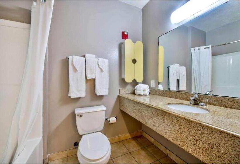 스탠다드 룸 더블 침대 2개, Oyo Townhouse Beaumont Medical Center Area