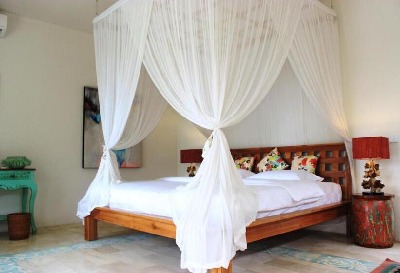 اتاق استاندارد با چشم‌انداز استخر, Sun Suko Boutique Resort