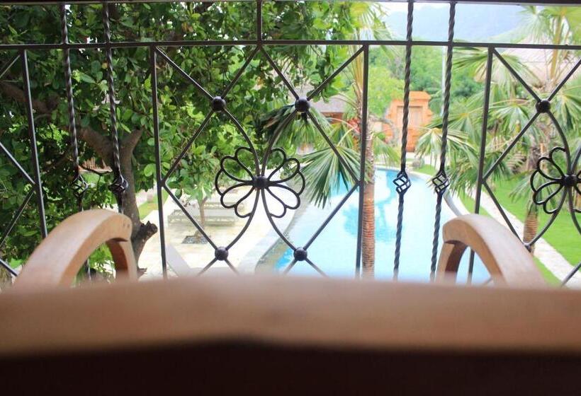 اتاق استاندارد با چشم‌انداز کوهستان, Sun Suko Boutique Resort