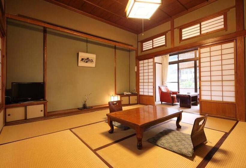 Номер Стандарт, Shimizu Ryokan