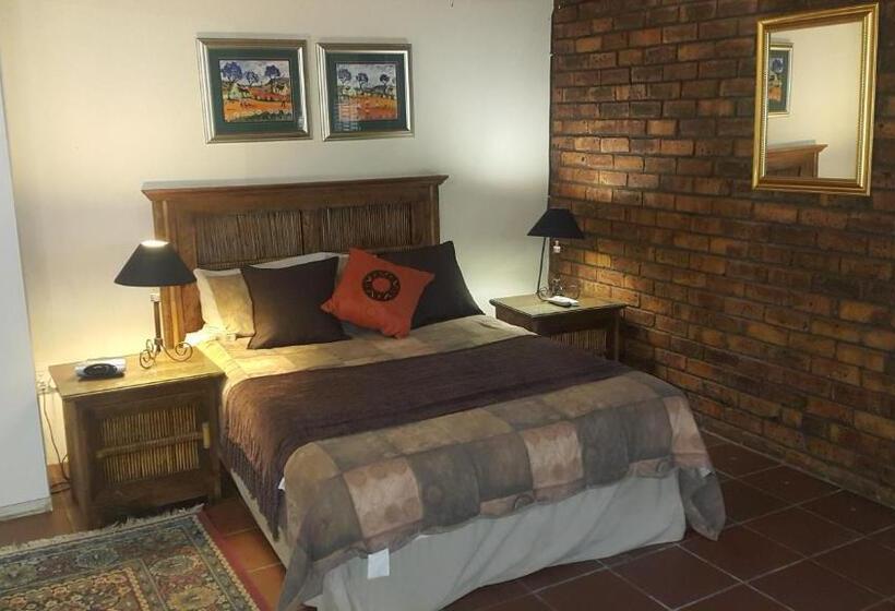اتاق خانوادگی, Albatross B&b