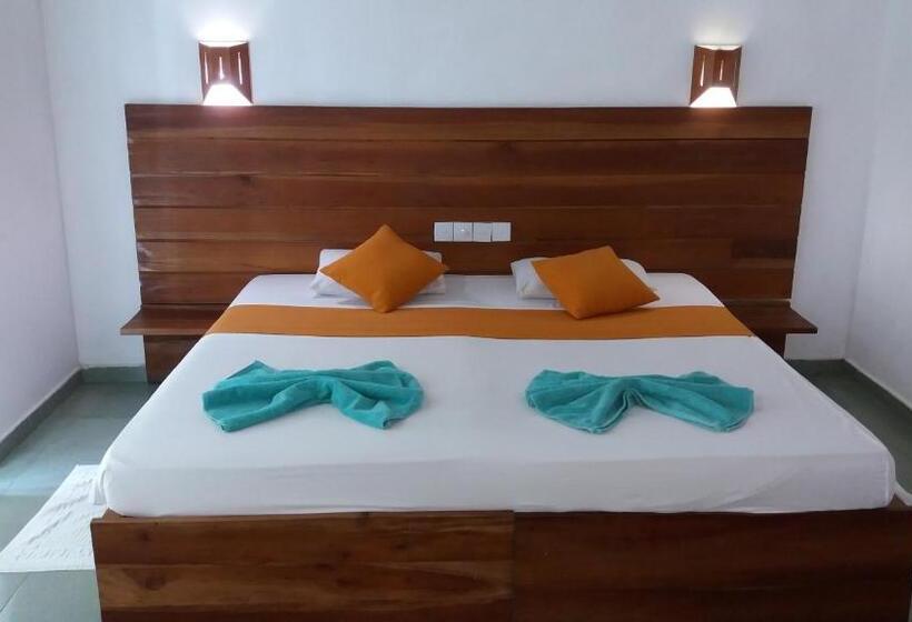 غرفة ديلوكس مطلّة علي البحر مزوَّدة بشُرفة, Janus Paradise Rest