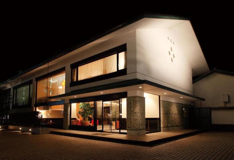 סוויטה דלוקס, Auberge Suzukane